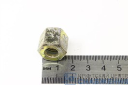 Гайка Ф 8 трубки ПВА, штуцер 14х1.5 831000023